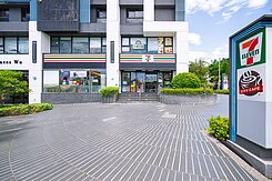台南水交社#三角窗雙面寬A級樓店									