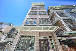 近美術館★銀川街#滿租高投報靜巷質感透天厝