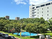 大里仁化💕邊間大面寬雙車別墅🏡衛浴皆開窗☀️