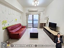 楠梓星巴克旁稀有釋出-居悅三房車位