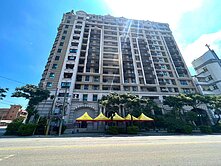 君邑文藝復興正港3+1房