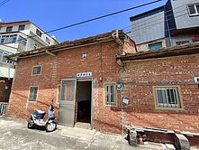 🍎低總價透天厝～通霄信義路~3房2廳立即可住🍎
