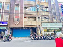 三民路搶手大面寬店面
