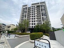 僑泰高工商圈輕屋齡1+1房大平車