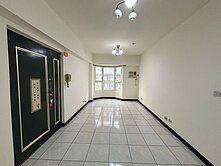 獨家 龍安商圈 一手屋主 兩房車採光超讚