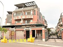 北屯~十期薇格大面寬臨路車庫別墅