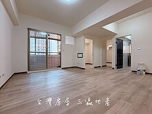 熊貓天下-全新整理三房平車