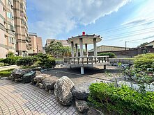 近交流道，文化商圈，文化國小4房車