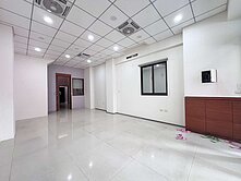 正圓環東8房輕屋齡電梯店住