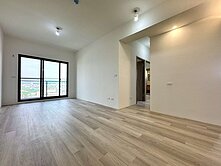 專任｜龍井中央路生活圈｜低於實登｜全新次頂樓3房