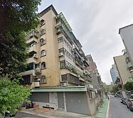 (住辦店三合一)公園大面寬採光邊間雙車位一樓大戶