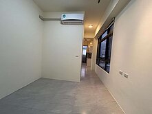 市區屋新電梯兩房車位華廈