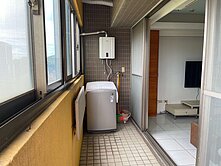 青年守則高樓套房+車位/國泰醫院旁