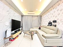 仁美學區/有充電椿平車/6年屋/美2房/洲際漢神