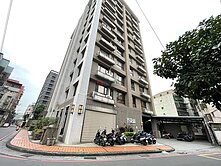 【寶捷麗】全社區戶數少隱私佳｜板橋三房車位宅
