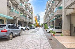 仁武輕屋齡大地坪.社區邊間雙車透天】 