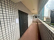 專鳳山火車站地段佳翻新大空間四