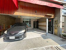 仁武臨路大面寬店住透天