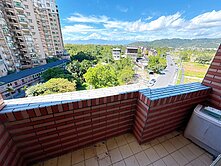 礁溪五峰旗重劃區旁第一排邊間陽台套房