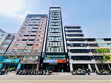 愛河稀有9年屋兩房兩陽台衛浴開窗