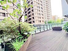 近文心捷運站|輕屋齡|市政馥雅三房有車位