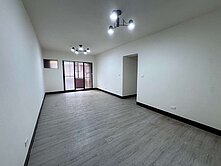 大寮捷運║鳳林商圈║ 公寓價買大樓大四房