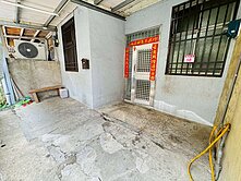 獨家降價龍潭市區｜低總價欠整理透天厝｜門前可停車