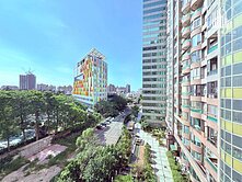 竹科大四房可停雙車帝國新象最好棟別