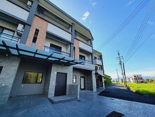 員山深洲大道門口停車優質輕時尚別墅