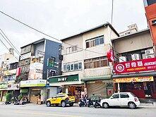 南屯嶺東大學精密園區黃金透店