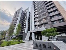 屏東市區、信義國小旁、萬吉閱山景觀兩房車