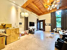 近74松竹臨大路12年屋邊間可停多車6房電梯別墅