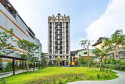 員林牡丹園堡兩房兩衛氣派外觀豪宅綠景戶..