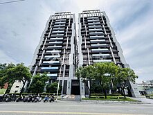 專｜鳥松湖美學2｜次高層湖景3房平車雙衛開窗