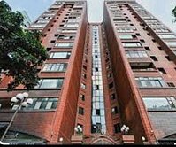 科技捷運邊間三房車位洽：彭小姐0917629799