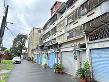 近大寮捷運站車庫透天
