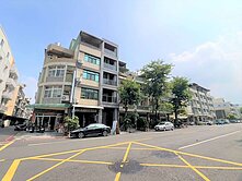 美術館全新電梯透天店住 27613