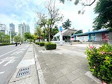 *亞灣區-獅甲捷運站-穩租金店面