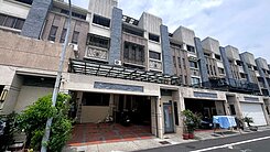 亨 l仁武區大地坪透天 l屋齡僅13年l屋主誠意售