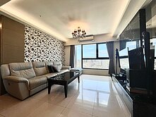 本案專員|瑞隆商圈高樓邊間4房平車｜雙衛浴開窗|簡