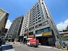【小簡】瑞隆商圈｜高樓邊間4房平車｜雙衛浴開窗