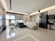 嶺東商圈.時光嶼.高樓精裝.室內32坪.三房平車