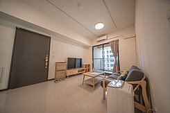 五甲公園新世紀三房平車|屋新即可住