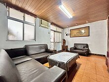 永慶親友獨家-五福路邊間公寓 三面採光 頂樓有遮雨