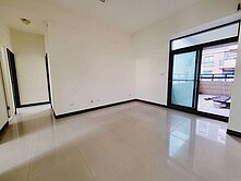 《市中心鬧中取靜｜景觀大三房＋車位｜生活機能超優》