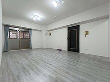 工學商圈三房休旅車位！前後陽台+衛浴開窗最好住