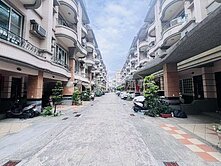 鳳頂◆頂新特區【花町墅】活巷美車墅