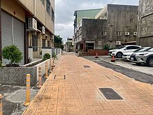 公所旁建地