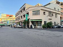 前鎮｜實業路三角窗｜大面寬稀有建地