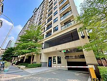 中清捷運站旁❗寓上里安❗大兩房雙衛浴+休旅車位